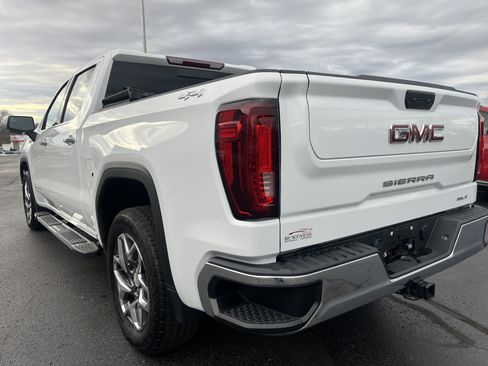Certified 2022 GMC Sierra 1500 SLT image 19