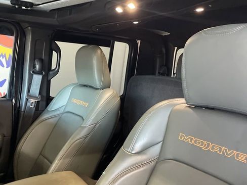 Used 2024 Jeep Gladiator Mojave image 13