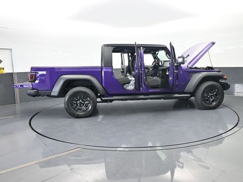 New 2026 Jeep Gladiator Sport image 55