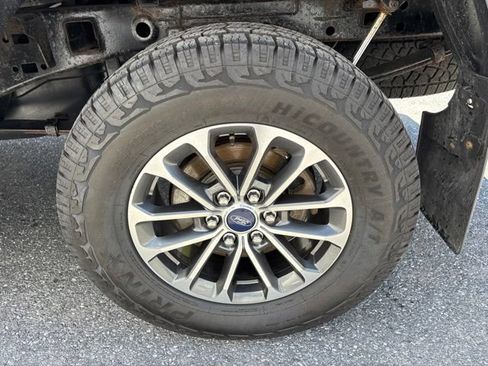 Used 2017 Ford F150 XL w/ Equipment Group 101A Mid AWD/4WD image 23