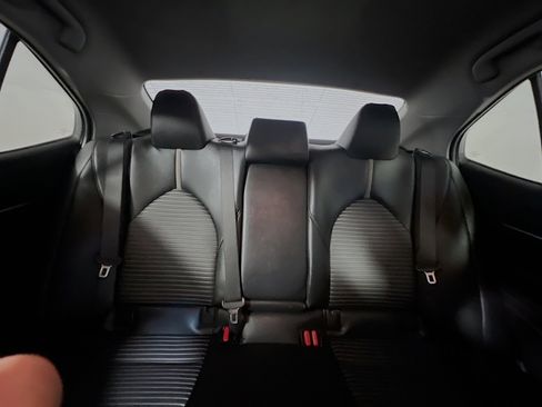 Used 2019 Toyota Camry SE w/ Convenience Package image 33