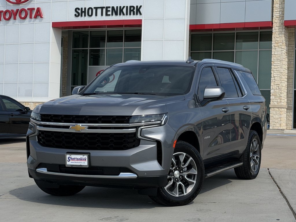 Used 2021 Chevrolet Tahoe LS w/ Driver Alert Package RWD image 2