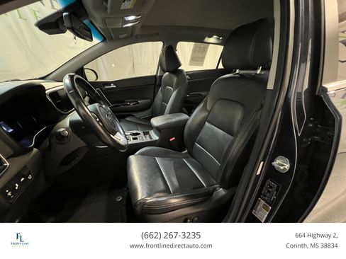 Used 2021 Kia Sportage EX w/ EX Technology Package image 9
