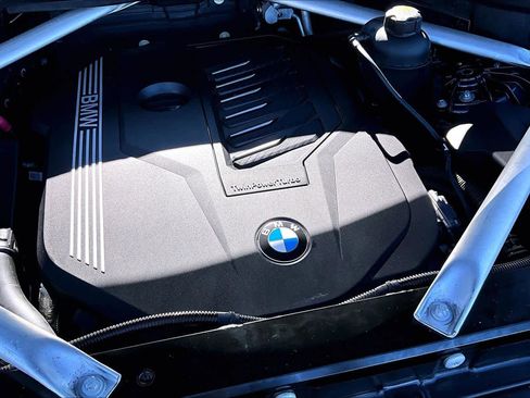 Used 2020 BMW X5 xDrive40i w/ M Sport Package image 36