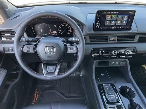 New 2025 Honda Pilot TrailSport image 12