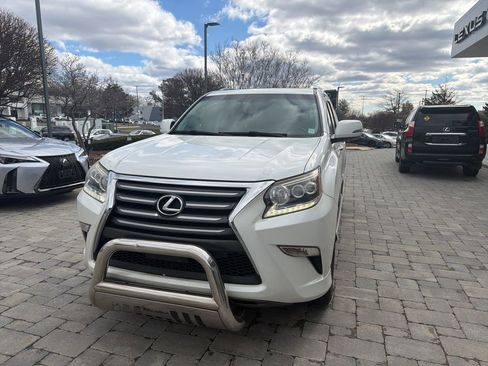 Used 2015 Lexus GX 460 w/ Navigation Package image 28