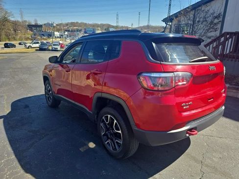 Used 2019 Jeep Compass Trailhawk AWD/4WD image 7