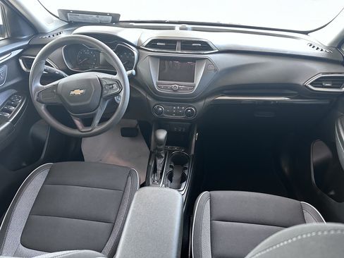 Used 2021 Chevrolet TrailBlazer LS FWD image 10