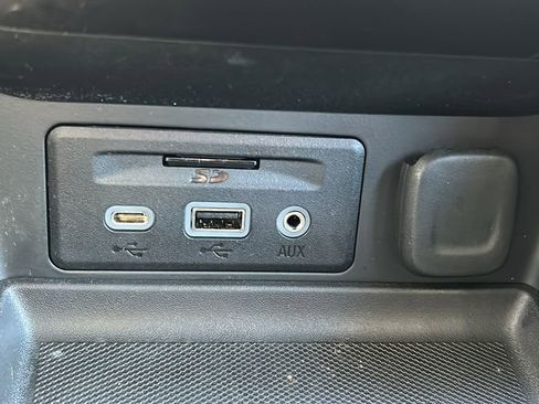 Used 2022 GMC Terrain AT4 w/ Infotainment Package II image 22