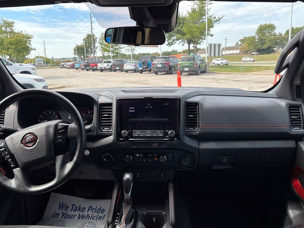Used 2022 Nissan Frontier PRO-4X AWD/4WD image 24