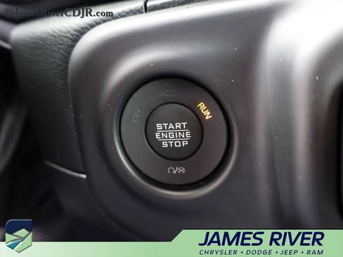 Used 2023 Jeep Wrangler Unlimited Rubicon 4xe w/ Cold Weather Group AWD/4WD image 31