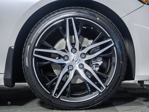 Used 2022 Honda Accord Touring image 18