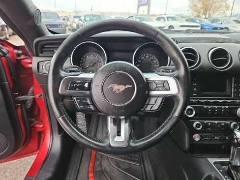 Used 2018 Ford Mustang Coupe image 12