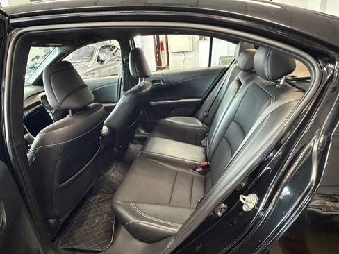 Used 2016 Honda Accord Sport image 23