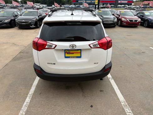 Used 2013 Toyota RAV4 XLE FWD image 6