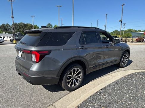 New 2026 Ford Explorer ST-Line RWD image 11