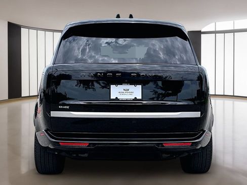 Used 2023 Land Rover Range Rover Autobiography AWD/4WD image 4