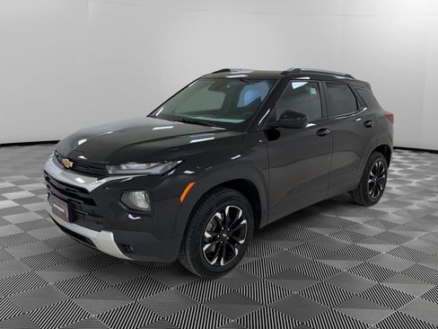 Certified 2022 Chevrolet TrailBlazer LT w/ Convenience Package image 7