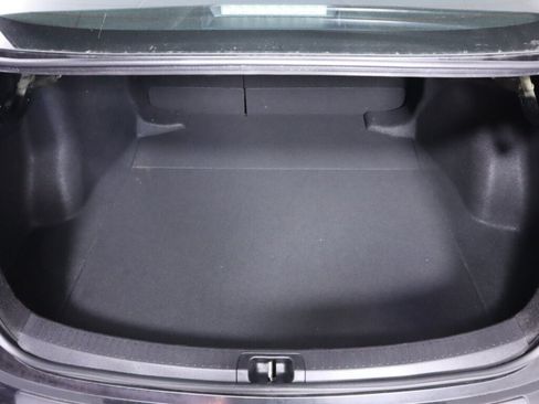 Used 2020 Toyota Corolla LE FWD image 31