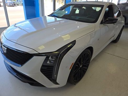 New 2025 Cadillac CT5 Premium Luxury image 1