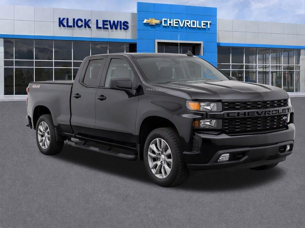 Used 2020 Chevrolet Silverado 1500 Custom w/ Custom Value Package AWD/4WD 360° Tour