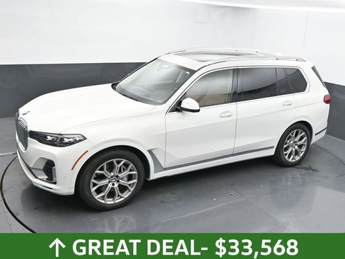 Used 2022 BMW X7 xDrive40i w/ Executive Package image 39