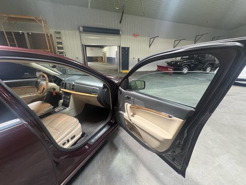 Used 2011 Lincoln MKZ w/ 102A Rapid Spec Order Code image 20