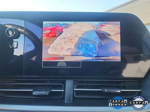 Used 2024 Chevrolet Trax RS image 19