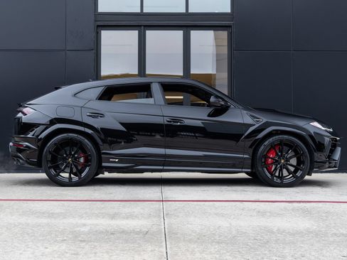 Used 2024 Lamborghini Urus S AWD/4WD image 10