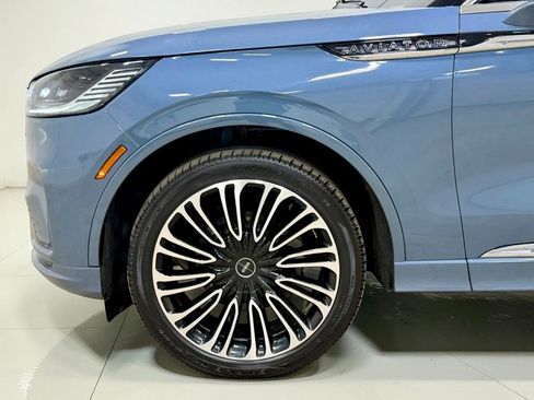 Used 2025 Lincoln Aviator Black Label image 5