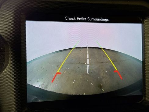 Used 2018 Jeep Wrangler Unlimited Sahara image 16