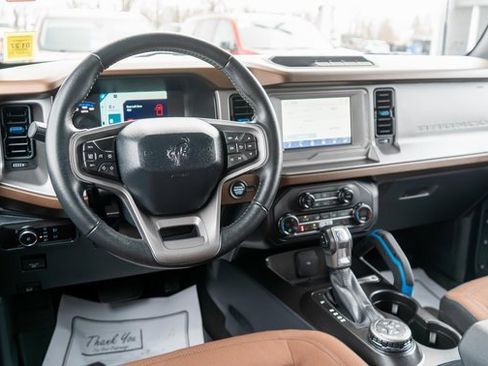 Used 2023 Ford Bronco Outer Banks image 10