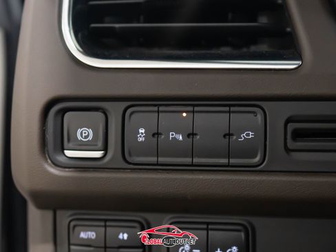 Used 2021 Chevrolet Tahoe LS image 38