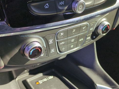 Certified 2023 Chevrolet Traverse RS image 22