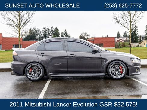 Used 2011 Mitsubishi Lancer Evolution GSR AWD/4WD image 27