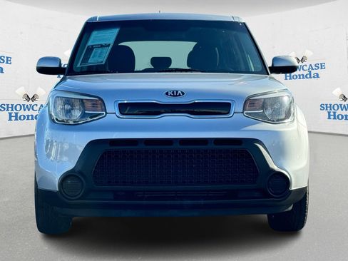 Used 2015 Kia Soul + image 6