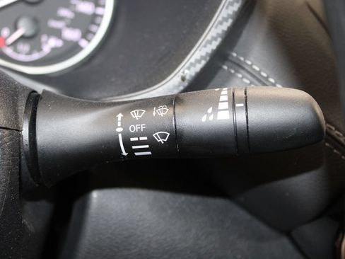 Used 2025 Nissan Sentra SV FWD image 23