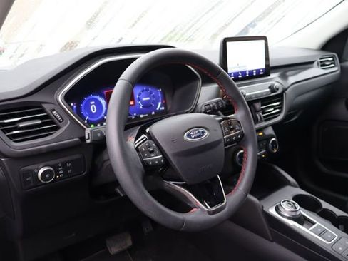 Used 2022 Ford Escape SEL w/ SEL Stealth AWD Package image 7