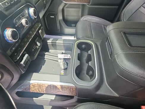 Used 2021 GMC Sierra 1500 Denali w/ Technology Package AWD/4WD image 16