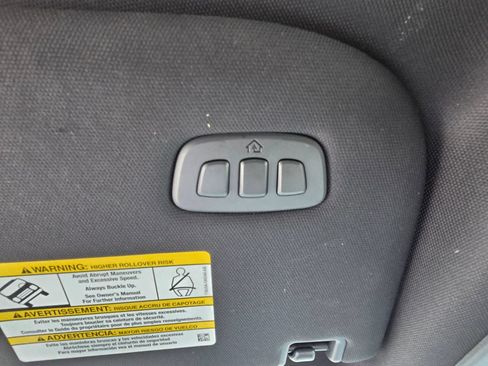 Used 2023 Ford F150 Lariat AWD/4WD image 38