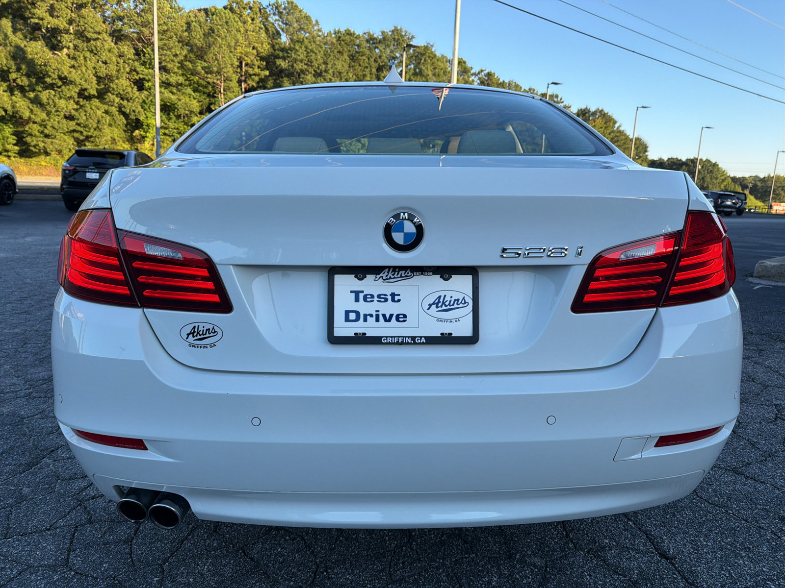 Used 2015 BMW 528i Sedan RWD image 7