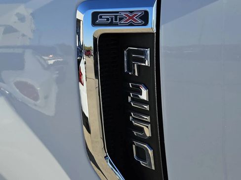 Used 2021 Ford F250 XL w/ STX Appearance Package image 10