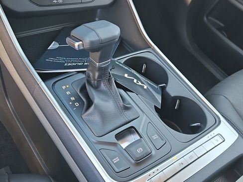 New 2026 Kia Carnival image 28