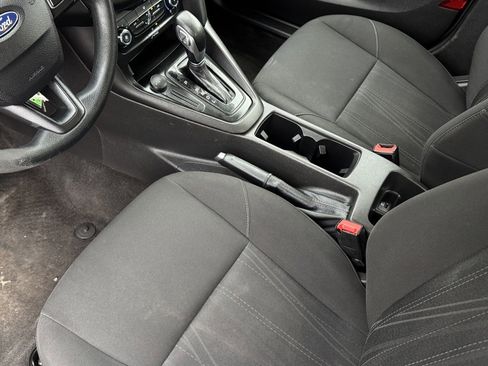 Used 2018 Ford Focus S image 6