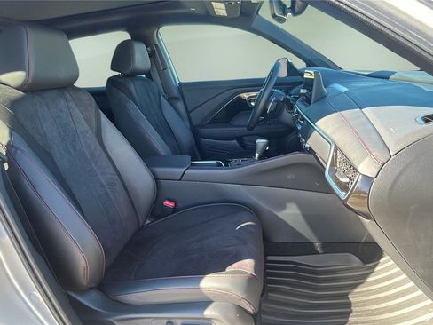 Certified 2025 Acura ADX A-Spec image 11