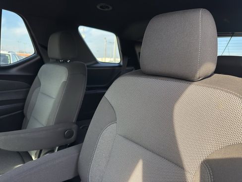 Used 2023 Chevrolet Traverse LT w/ LPO, Floor Liner Package image 34