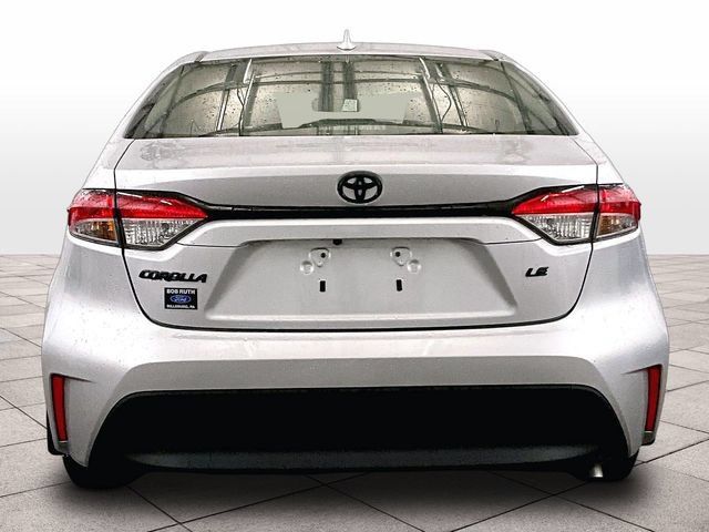 Used 2023 Toyota Corolla LE FWD image 4