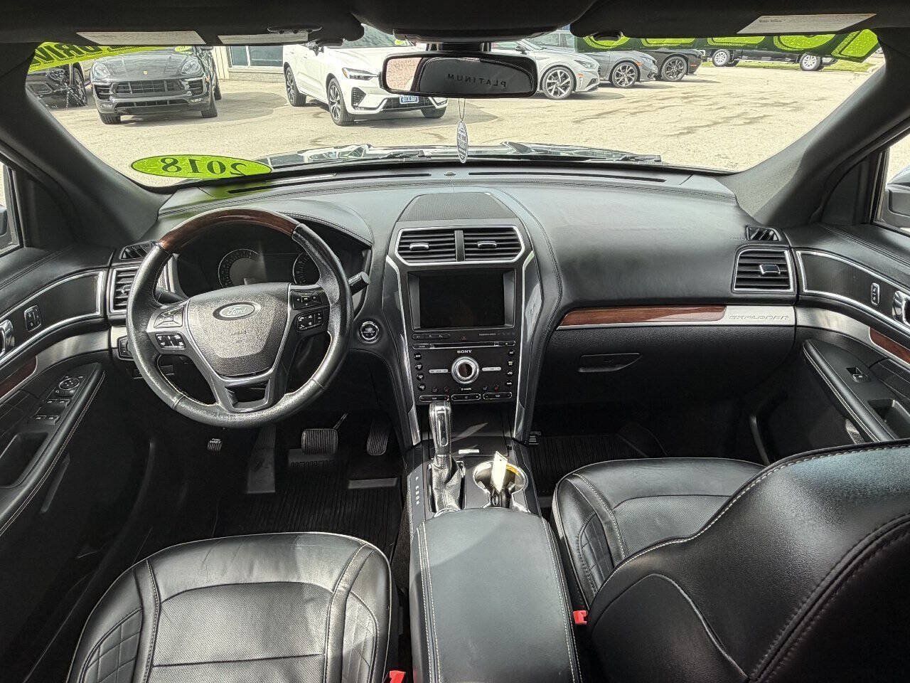 Used 2018 Ford Explorer Platinum AWD/4WD image 18