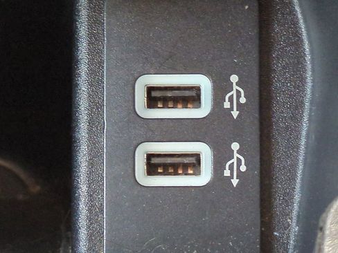 Used 2017 Ford Edge SEL w/ Equipment Group 201A image 23