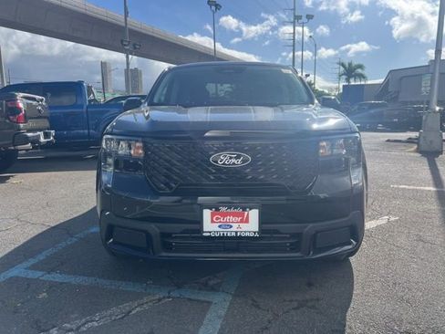 New 2025 Ford Maverick XLT w/ XLT Luxury Package image 2